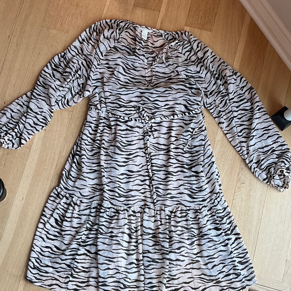 H&M Black and White Zebra Print Long Sleeve Dress MATERNITY